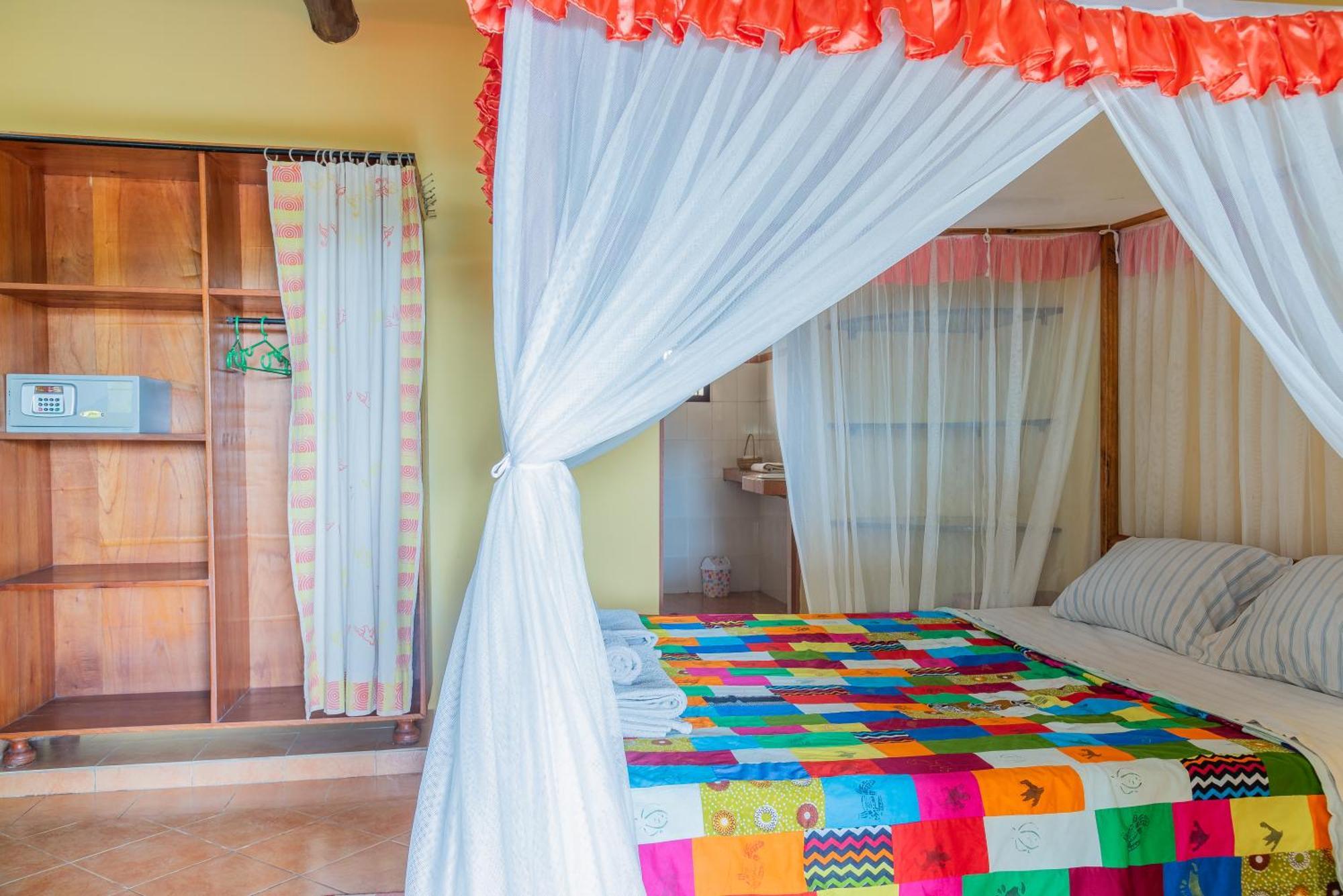 Aparthotel Jardin Tropical Bujumbura Exterior foto